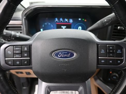 Used 2023 Ford F250 Lariat w/ Sport Appearance Package AWD/4WD image 17
