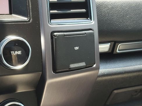 Used 2020 Ford Expedition Platinum AWD/4WD image 30