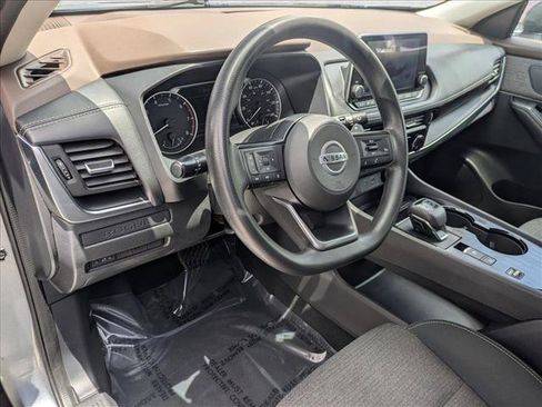 Used 2021 Nissan Rogue S FWD image 10
