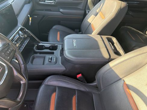 Used 2024 GMC Sierra 2500 AT4 w/ AT4 Premium Plus Package AWD/4WD image 13