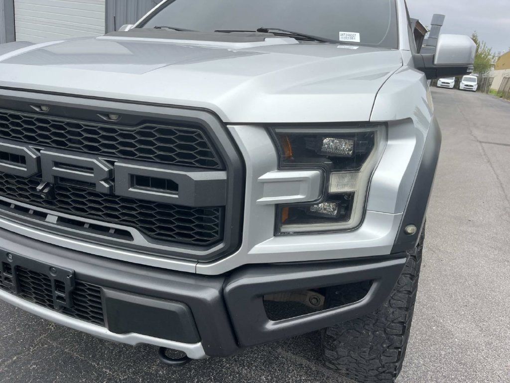 Used 2019 Ford F150 Raptor AWD/4WD image 9