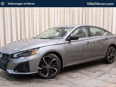 Used 2023 Nissan Altima 2.5 SR w/ SR Premium Package