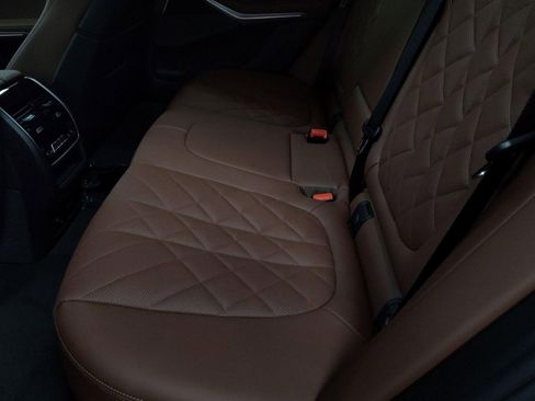 New 2026 BMW X5 xDrive50e image 25