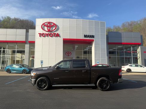 Used 2019 RAM 1500 Big Horn image 1