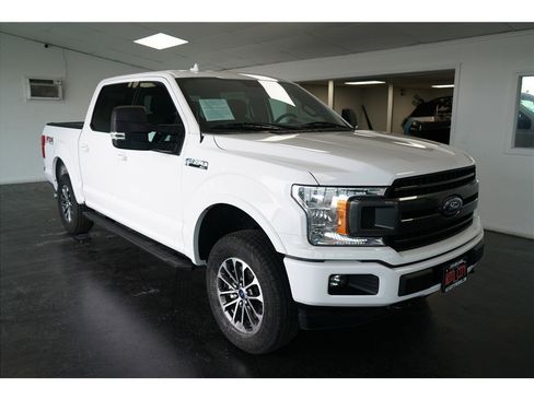 Used 2018 Ford F150 XLT w/ Equipment Group 302A Luxury image 9