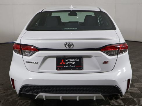 Used 2022 Toyota Corolla SE FWD image 9