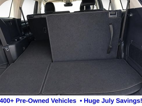 Used 2023 Toyota Highlander XLE FWD image 19