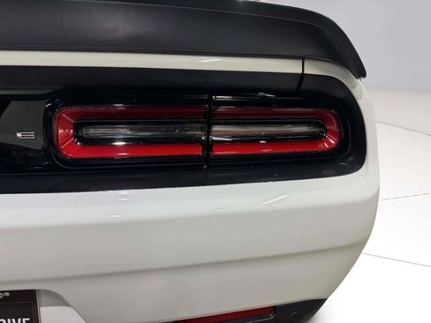 Used 2020 Dodge Challenger R/T Scat Pack RWD image 15