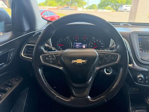 Used 2021 Chevrolet Equinox LT FWD image 10