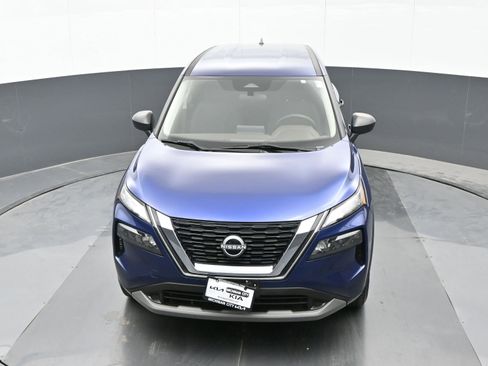 Used 2023 Nissan Rogue S image 26