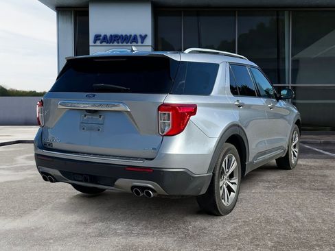 Used 2020 Ford Explorer Platinum w/ Premium Technology Package image 6