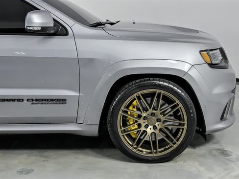 Used 2021 Jeep Grand Cherokee Trackhawk AWD/4WD image 15