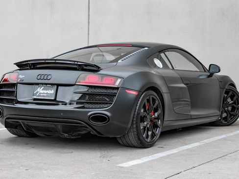 Used 2012 Audi R8 V10 AWD/4WD image 8