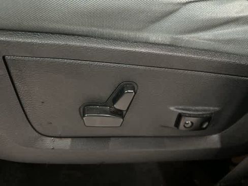 Used 2017 RAM 1500 Big Horn AWD/4WD image 7