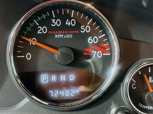 Used 2017 Jeep Wrangler Unlimited Rubicon image 12