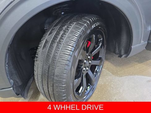 Used 2023 Ford Explorer ST w/ Equipment Group 401A AWD/4WD image 35