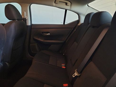 Used 2021 Nissan Sentra SV FWD image 18
