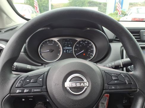 Certified 2025 Nissan Versa S w/ Trunk Package FWD image 17