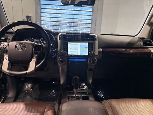 Used 2023 Toyota 4Runner Limited AWD/4WD image 40
