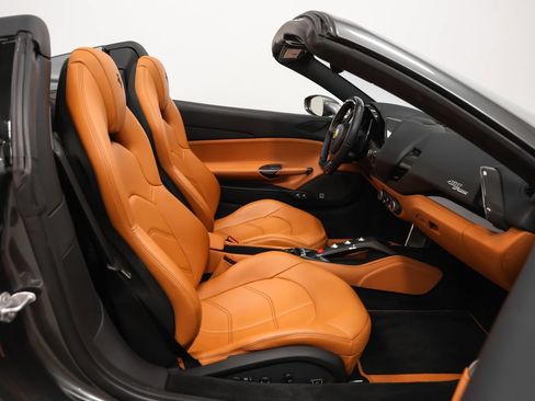 Certified 2018 Ferrari 488 Spider RWD image 23