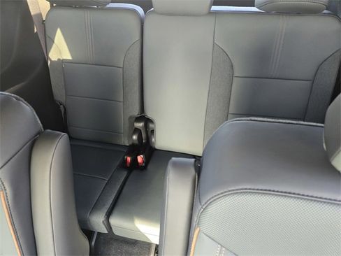 New 2026 GMC Acadia AT4 w/ Luxury Package image 9