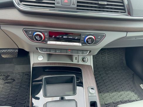 Certified 2023 Audi Q5 2.0T Premium Plus w/ Premium Plus Package AWD/4WD image 22