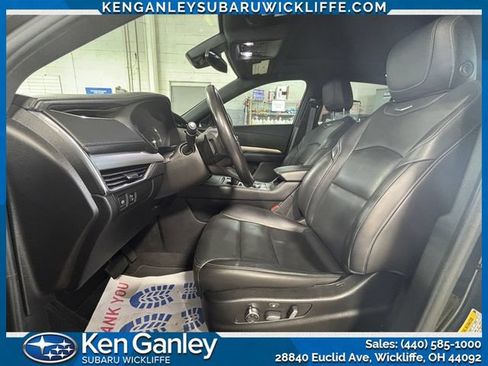Used 2019 Cadillac XT4 Premium Luxury FWD image 9