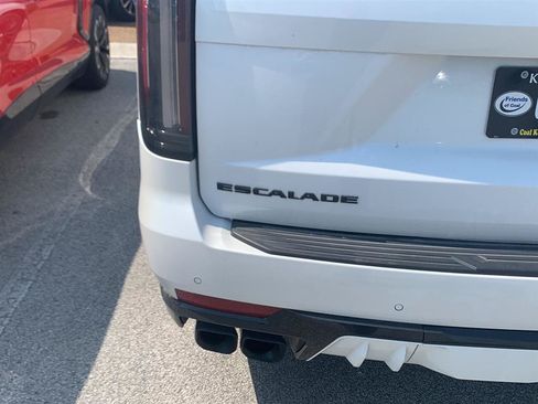 Used 2024 Cadillac Escalade V w/ LPO, Floor Liner Package AWD/4WD image 8