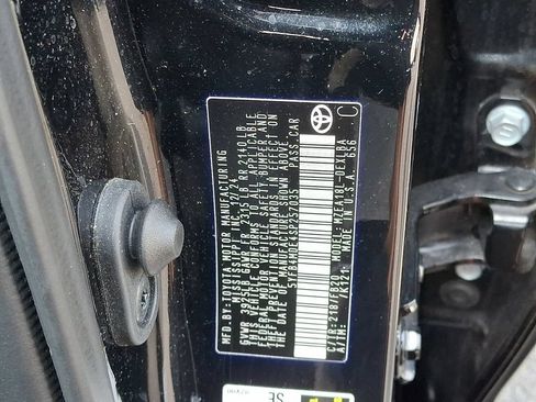 Certified 2025 Toyota Corolla LE FWD image 29