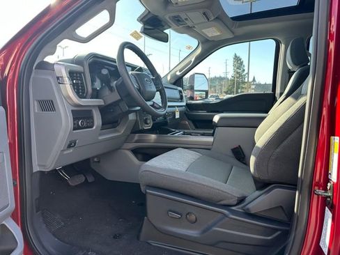 New 2026 Ford F450 XLT w/ XLT Premium Package image 9