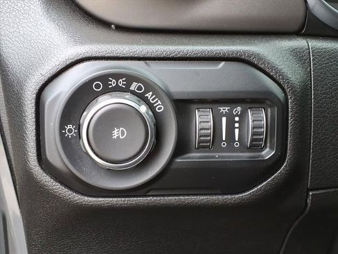 Used 2021 Jeep Wrangler Unlimited Sport AWD/4WD image 19