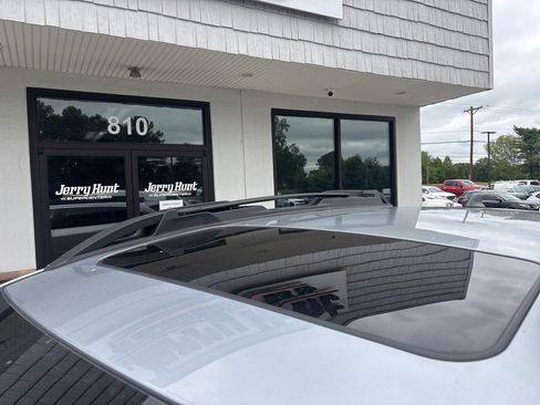 Used 2024 Subaru Outback Limited AWD/4WD image 12