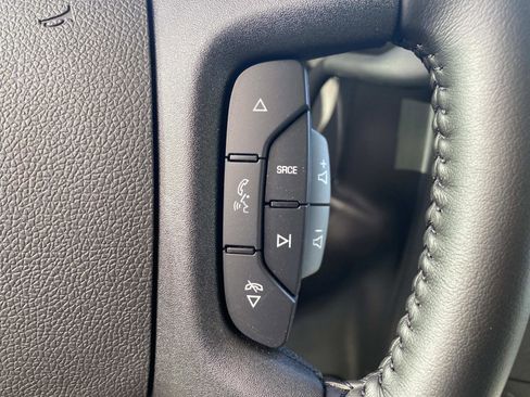 New 2023 GMC Savana 3500 w/ Power Convenience Package image 9