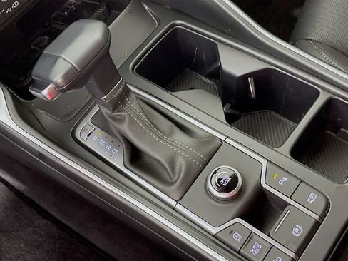 Used 2025 Kia Sorento S FWD image 18