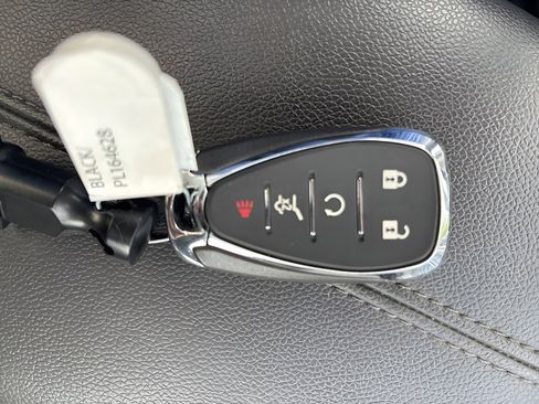 Used 2023 Chevrolet Equinox Premier AWD/4WD image 27