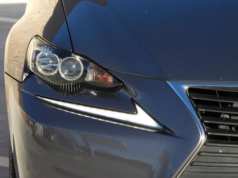 Used 2015 Lexus IS 250 Premium w/ Premium Package image 26