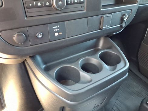 Used 2025 Chevrolet Express 2500 w/ Driver Convenience Package RWD image 13