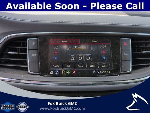 Used 2020 Buick Enclave Essence AWD/4WD image 11
