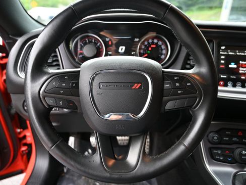 Used 2017 Dodge Challenger R/T Scat Pack RWD image 24