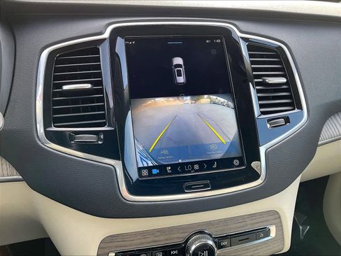 Used 2023 Volvo XC90 T8 Plus w/ Protection Package Premier image 24