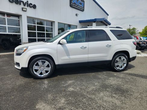 Used 2017 GMC Acadia Limited SLT AWD/4WD image 7