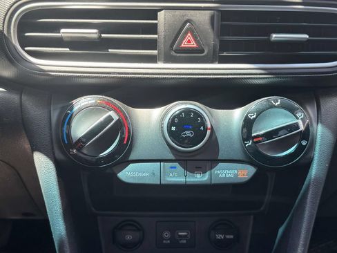 Used 2020 Hyundai Kona SEL AWD/4WD image 26