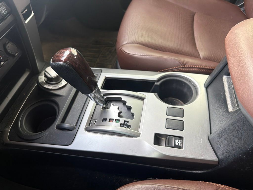 Used 2019 Toyota 4Runner Limited AWD/4WD image 26