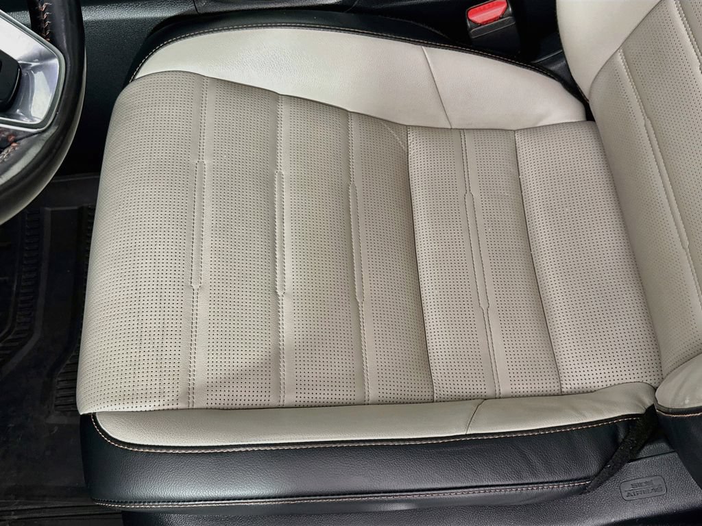 Used 2023 Honda CR-V Sport Touring image 21