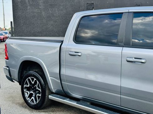 Used 2025 RAM 1500 Laramie AWD/4WD image 5