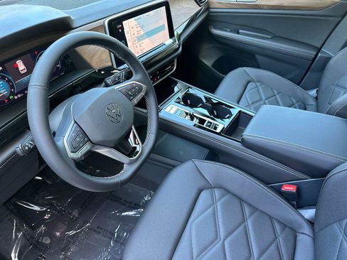 New 2026 Volkswagen Atlas SE AWD/4WD image 9