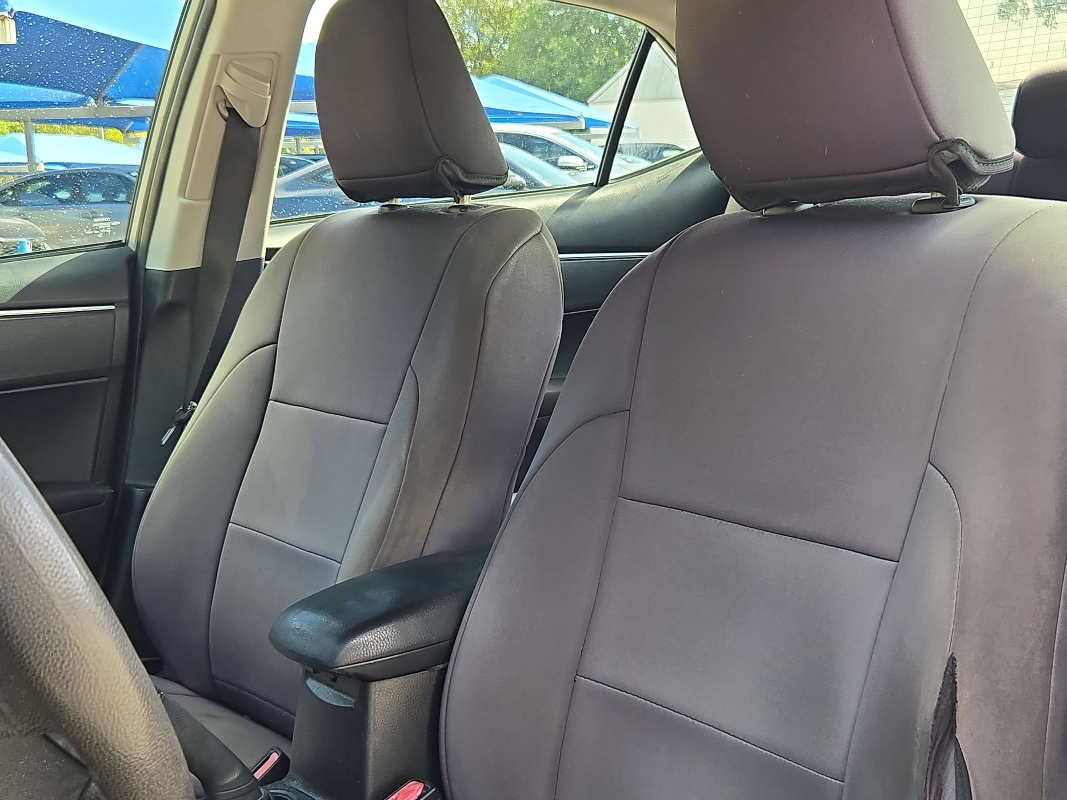 Used 2014 Toyota Corolla L FWD image 13