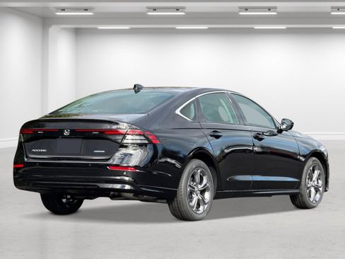 New 2026 Honda Accord EX-L image 3