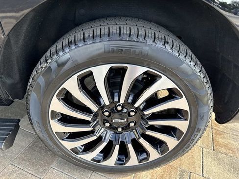 Certified 2024 Lincoln Navigator L Black Label image 36