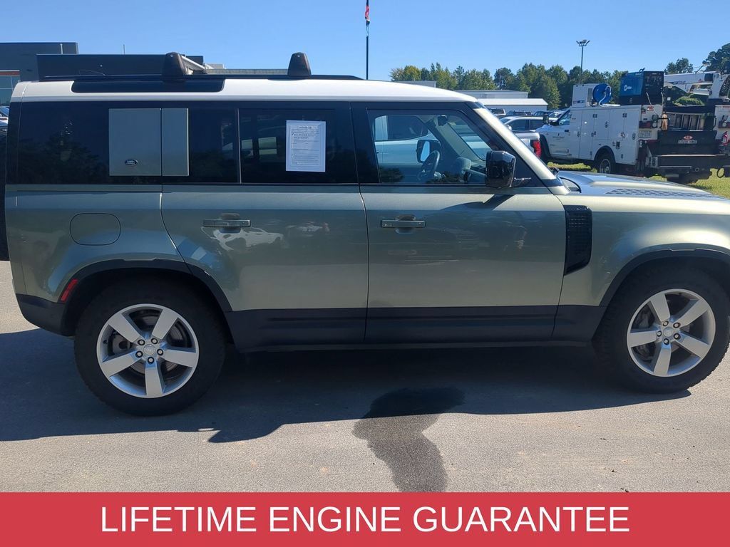 Used 2023 Land Rover Defender 110 SE AWD/4WD image 3